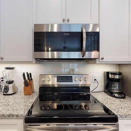 King Suite @ 400 Ocean Suites St. Simons Island Bagian luar foto