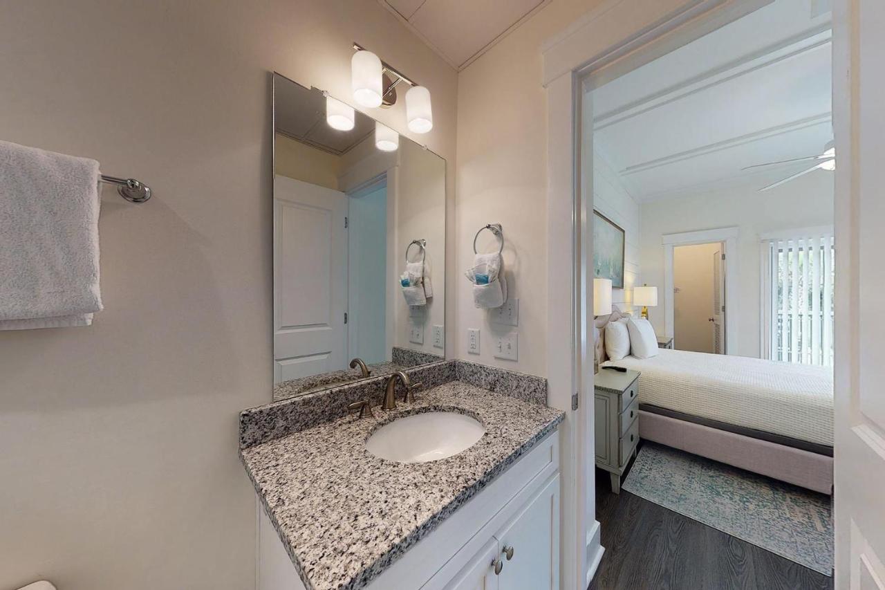 King Suite @ 400 Ocean Suites St. Simons Island Bagian luar foto